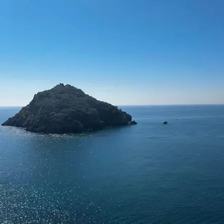 Mare Da Favola Apartment